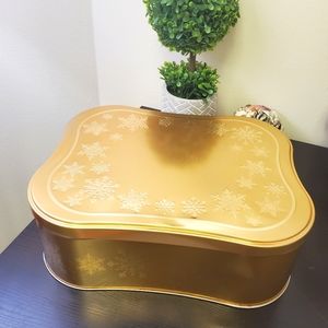 Christmas Tin Box